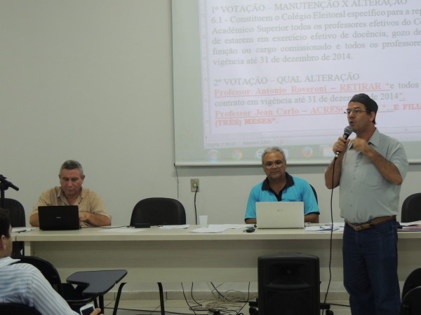 Assembleia da Apug aprova edital das eleições de representação docente no Conselho Superior