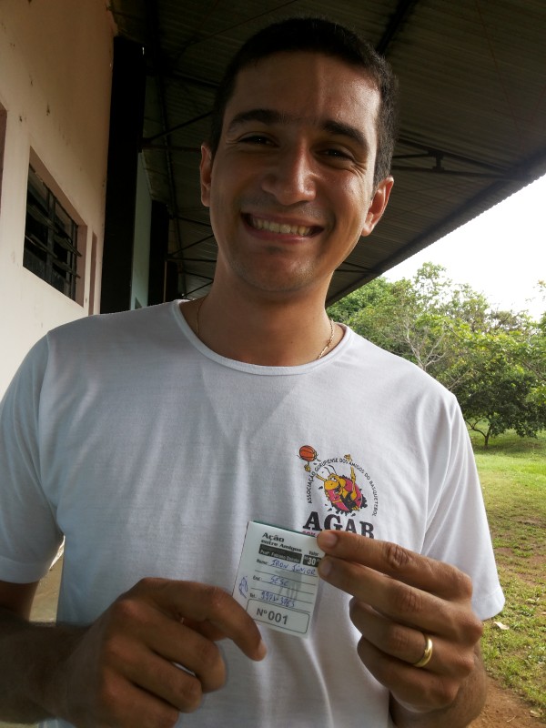 Iron Júnior é o ganhador da Ação Entre Amigos