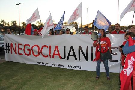 MEC insiste em não negociar com ANDES-SN