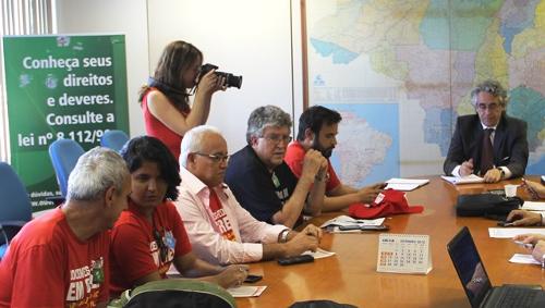 Após reunião setorial, Mpog estudará nova proposta de reajuste e carreira