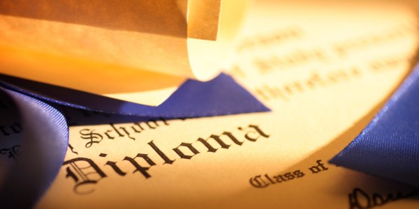 Apugssind solicita reunião conjunta para tratar de validade de títulos de pós-graduação no Mercosul