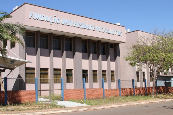 Docentes da Unitins lutam para assumir cargos após concurso