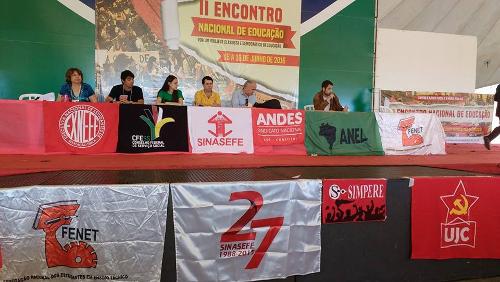 Debate sobre projeto classista e democrático de educação marca abertura do II ENE