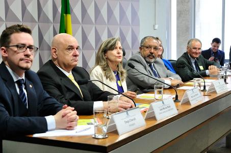 Auditoria Cidadã participa de audiência pública no Senado sobre PLS 204/2016