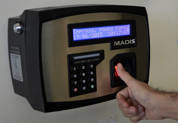 Nota da Apug-Ssind sobre o ponto eletrônico