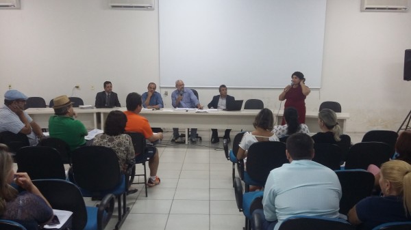 Apug vai a Justiça para anular portaria da Fundação Unirg sobre ponto eletrônico