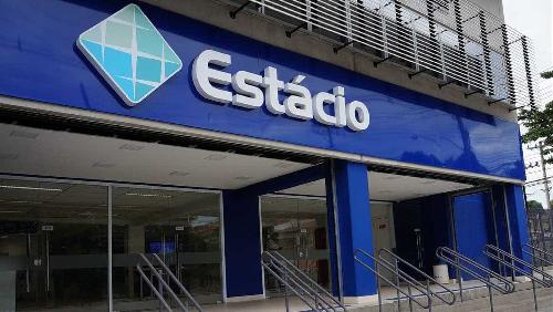 Contrarreforma Trabalhista: universidades privadas demitem docentes