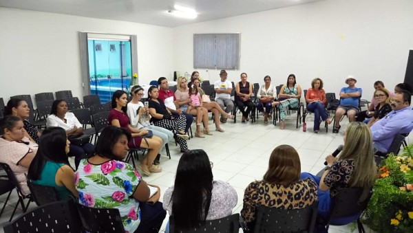 Mês das Mulheres: Roda de conversa na APUG sobre a realidade feminina atual