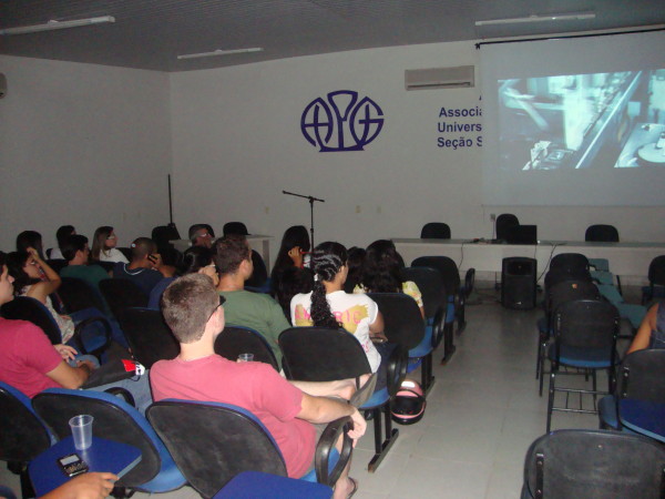 Curso FILOSOFIA, CORPOREIDADE e CINEMA realiza seu quinto encontro