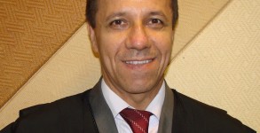 Juiz Luiz Zilmar dos Santos Pires, primeiro presidento da APUG cumpriu mandato durante os anos de 1988 e 1989.