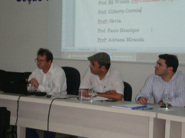 Assembleia Ordinária deste 21 de junho decide manter indicativo de greve