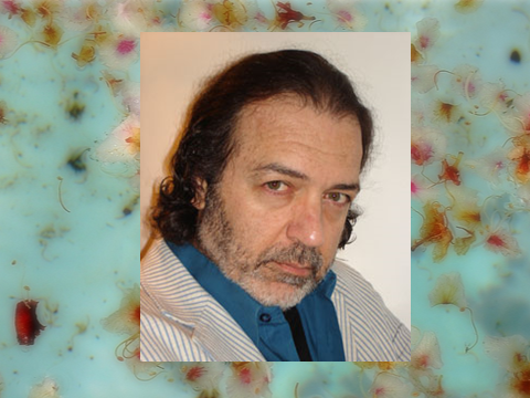 Filósofo questiona: por que o professor ganha tão mal?