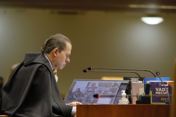 STF garante liberdade de manifestação de pensamentos e ideias em universidades