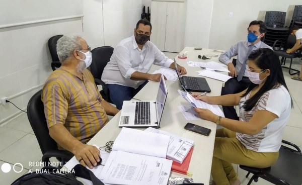 APUG, SISEMG E ASAUNIRG NA RÁDIO 104,9 NOVA FM