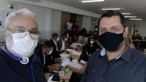 Presidente da Apug e da AsaUnirg na sessão desta sexta-feira que aprovou recomposição