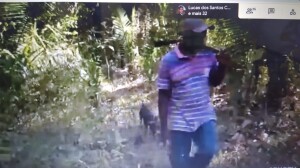 b015de22-eaa9-4f9b-ab62-26f21b61ed46