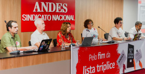 09_12_25 DEBATE FIM DA LISTA TRIPLICE - FOTO ELINE LUZ - IMPRENSA ANDES-SN-11